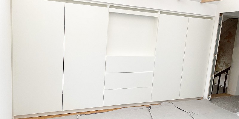 Bild zur Innenausbau, zeigt eine visuelle Darstellung des Service.